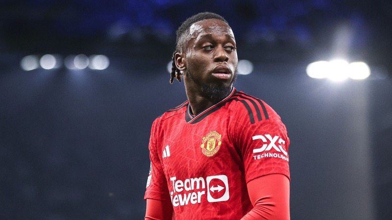 Aaron Wan Bissaka - Người nhện vô thường của quỷ đỏ nước Anh