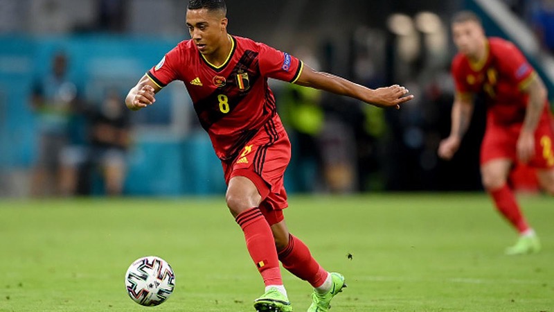 Và dù Youri Tielemans có thuộc thế hệ vàng hay không thì cũng chẳng làm được gì